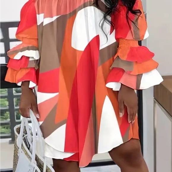 Abstract Print Ruffle Dress - Picture 6 of 7